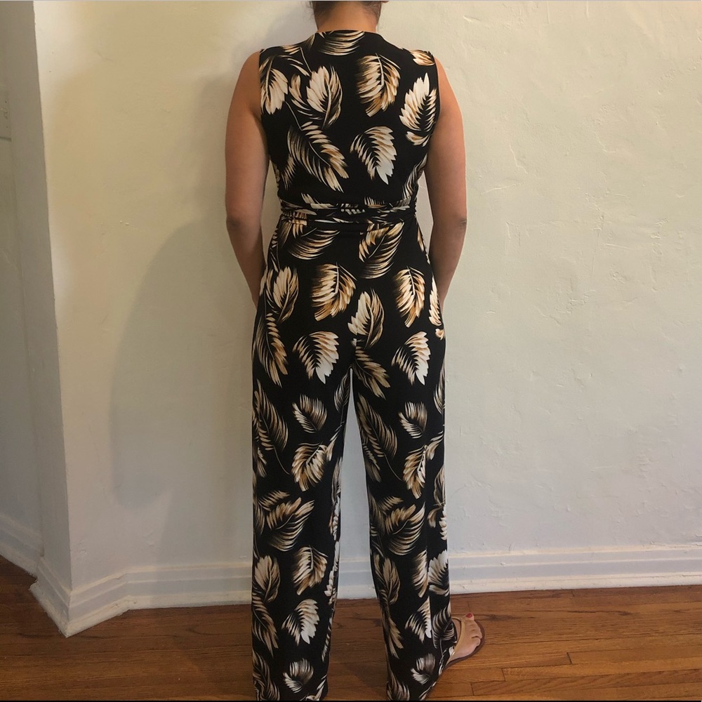 Jumpsuit Black With Leaf Pattern - image 3